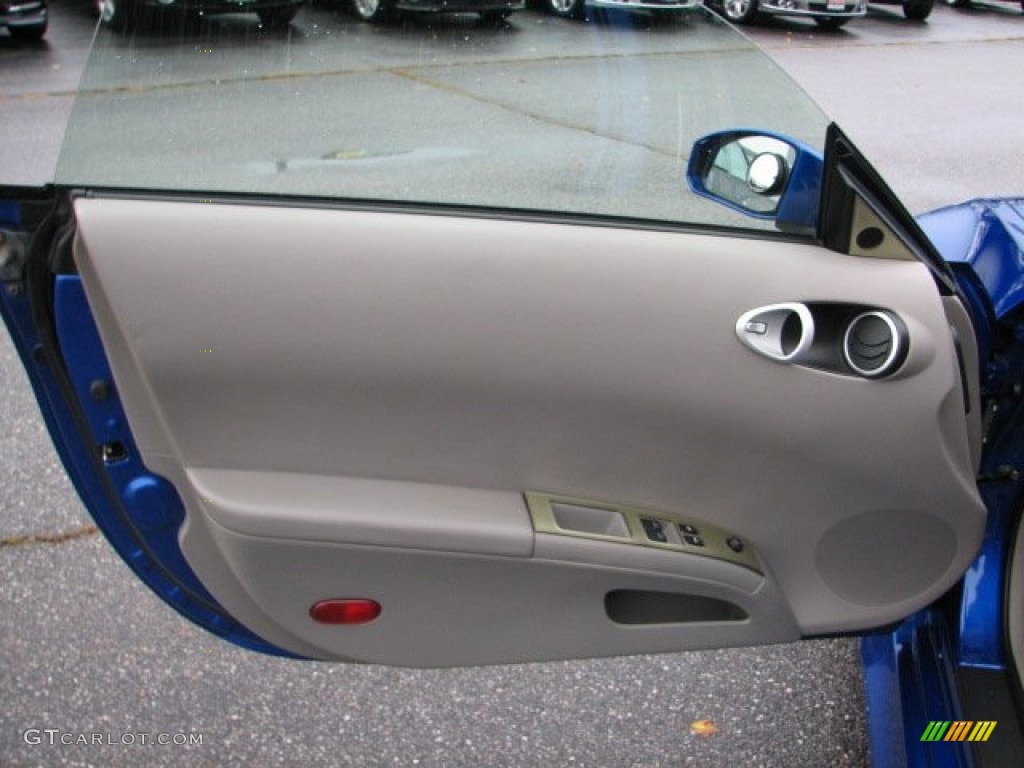 2004 Nissan 350Z Touring Roadster Frost Door Panel Photo #55515257