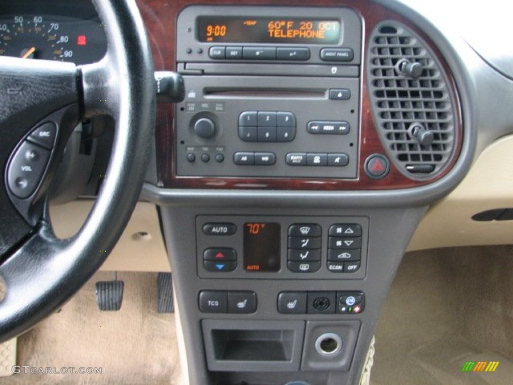 2003 Saab 9-3 SE Convertible Controls Photo #55515383