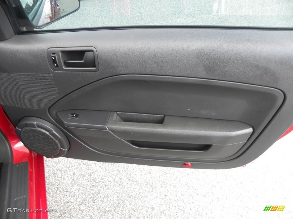 2006 Ford Mustang GT Deluxe Coupe Door Panel Photos