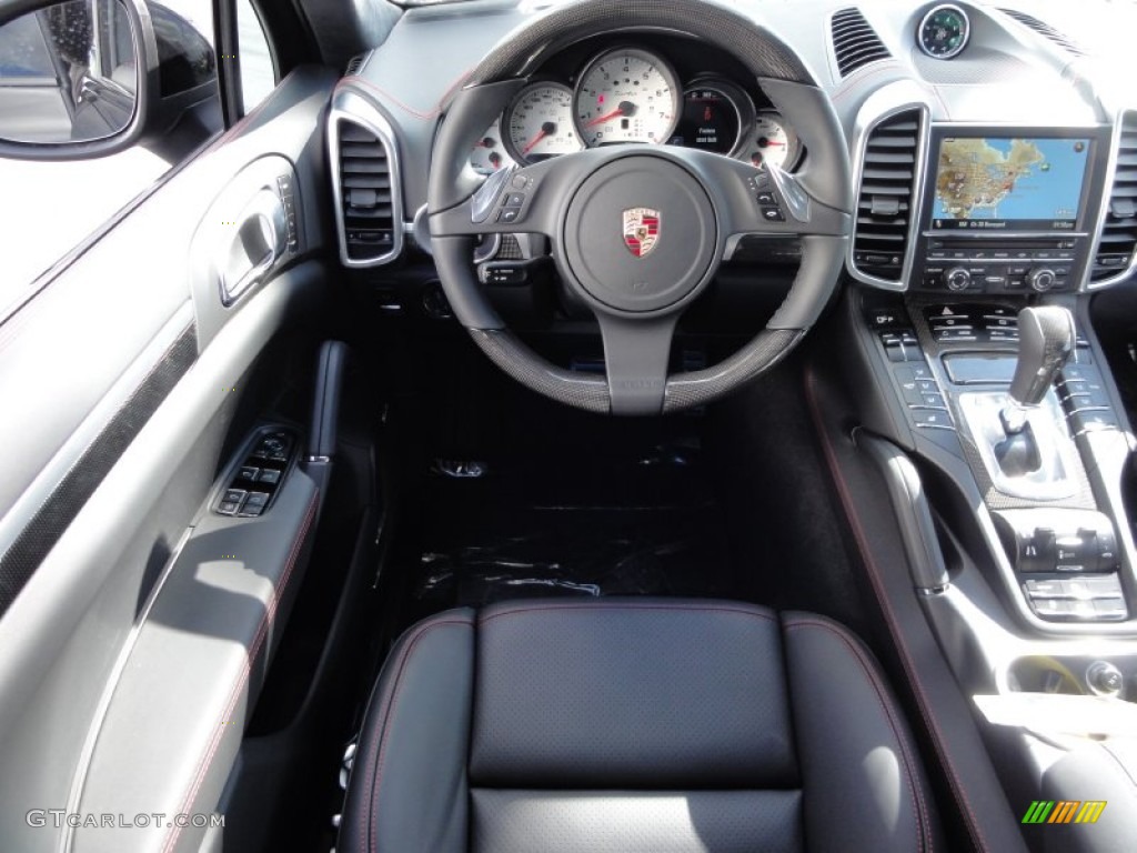 Black Interior 2012 Porsche Cayenne Turbo Photo #55517093