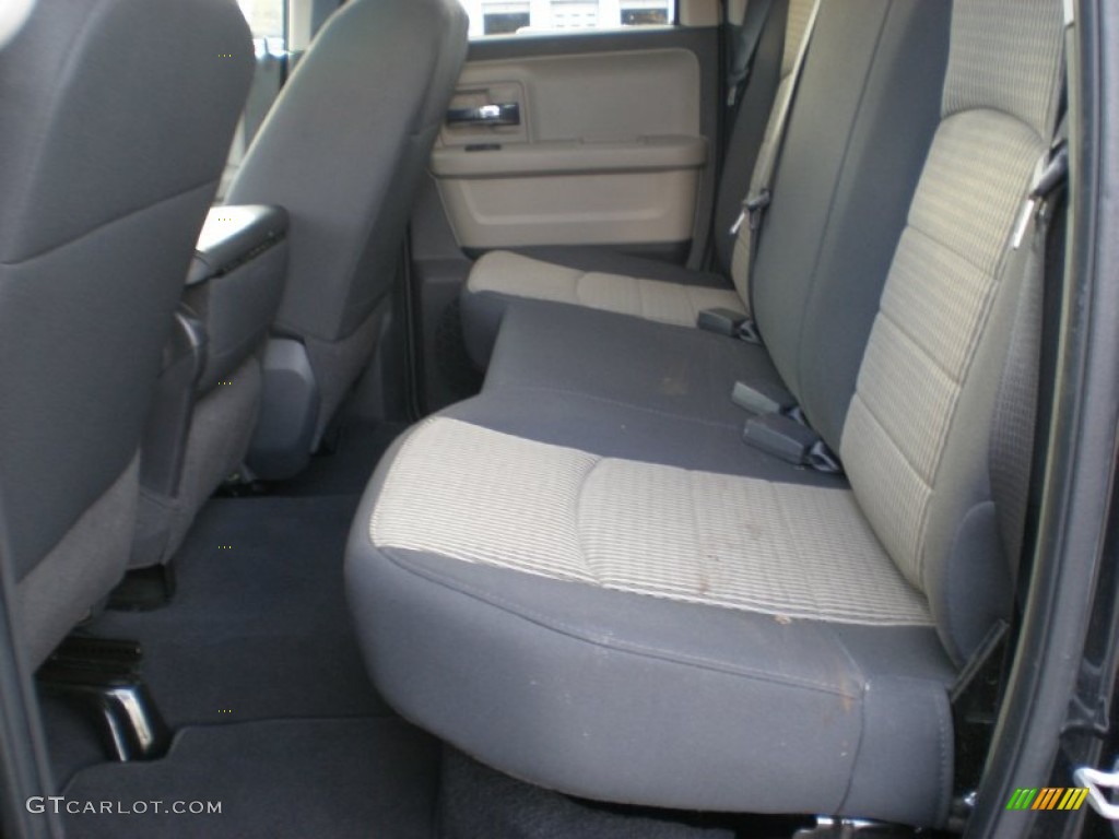 2011 Ram 1500 SLT Quad Cab 4x4 - Brilliant Black Crystal Pearl / Dark Slate Gray/Medium Graystone photo #10