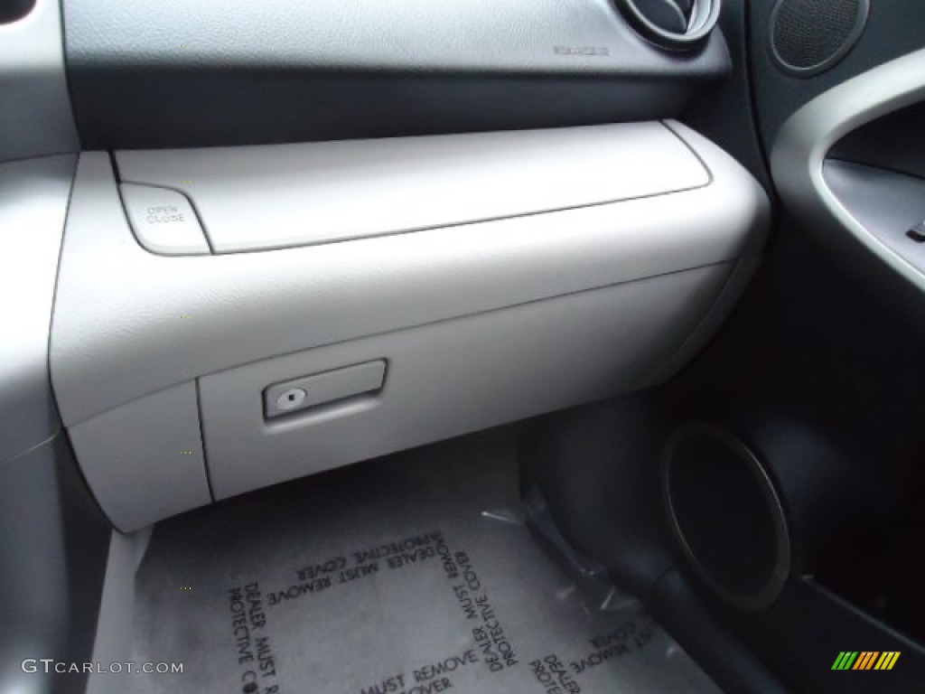 2007 RAV4 4WD - Barcelona Red Pearl / Ash Gray photo #24