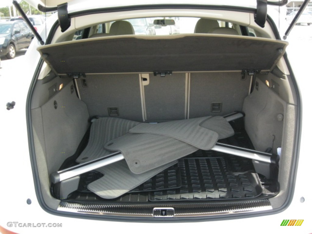 2012 Audi Q5 3.2 FSI quattro Trunk Photo #55520897
