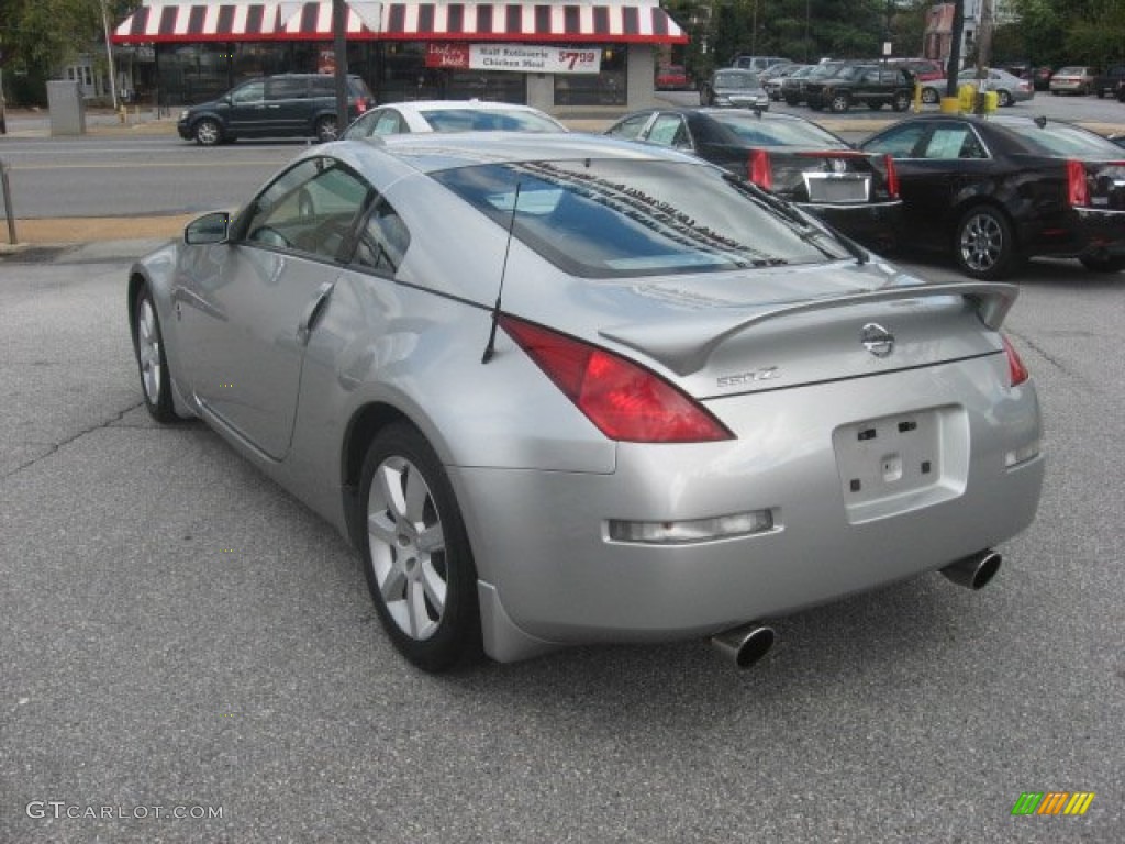 2004 350Z Coupe - Chrome Silver Metallic / Carbon Black photo #8