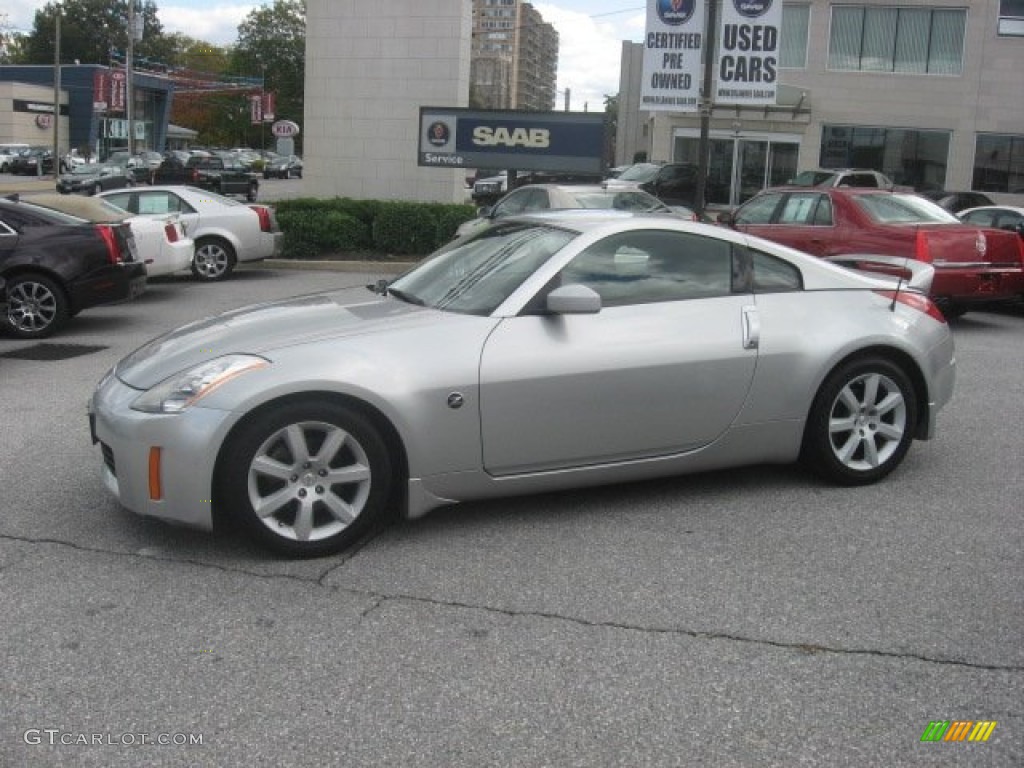 2004 350Z Coupe - Chrome Silver Metallic / Carbon Black photo #9