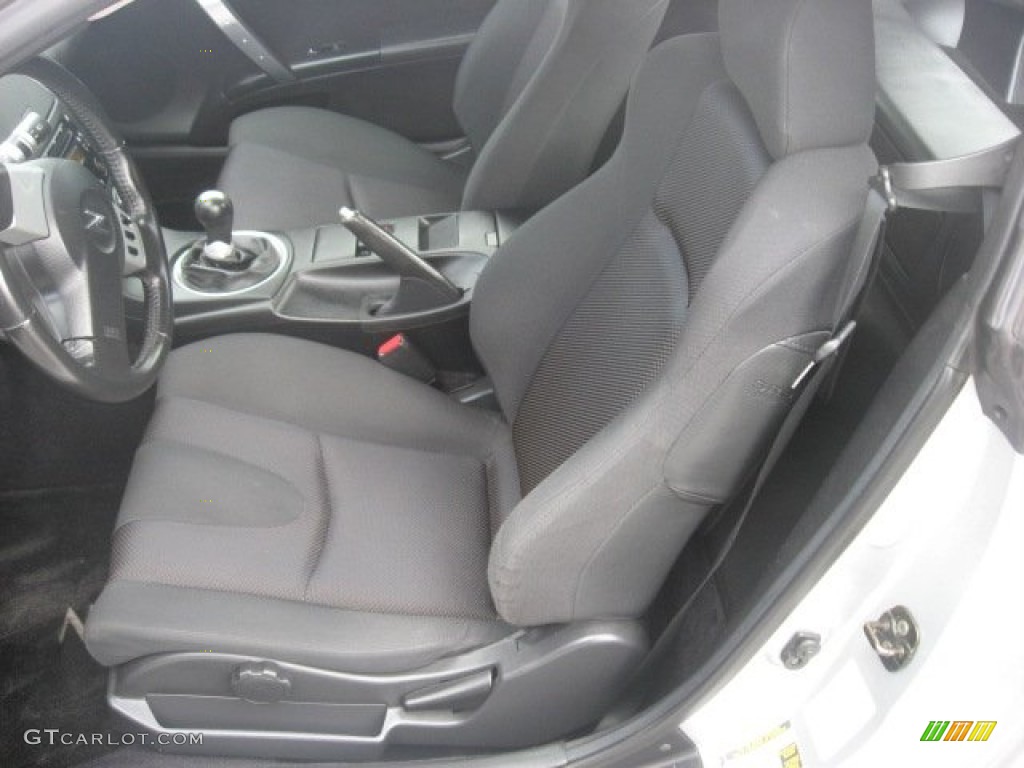 Carbon Black Interior 2004 Nissan 350Z Coupe Photo #55521584