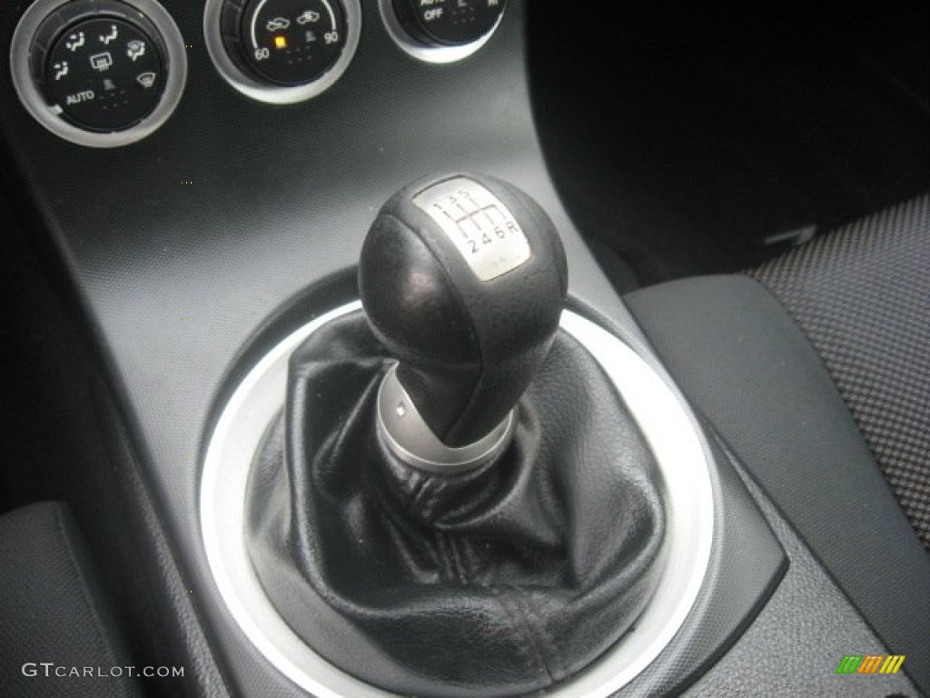 2004 Nissan 350Z Coupe 6 Speed Manual Transmission Photo #55521602