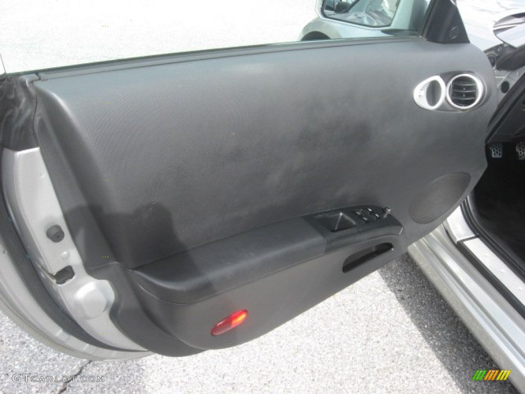 2004 Nissan 350Z Coupe Carbon Black Door Panel Photo #55521638