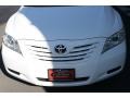 Super White - Camry LE Photo No. 21