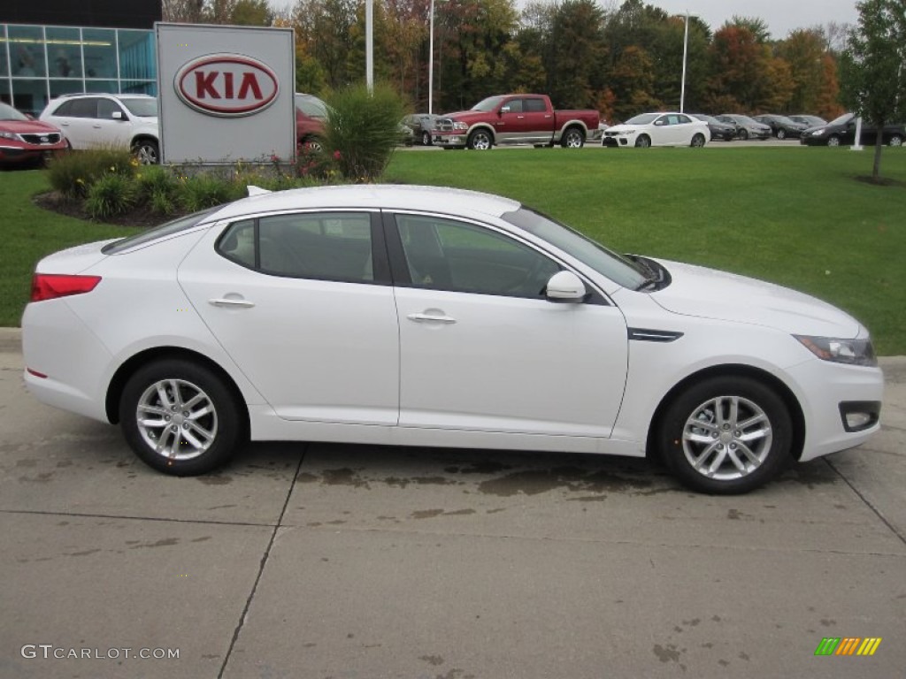 Snow White Pearl Kia Optima