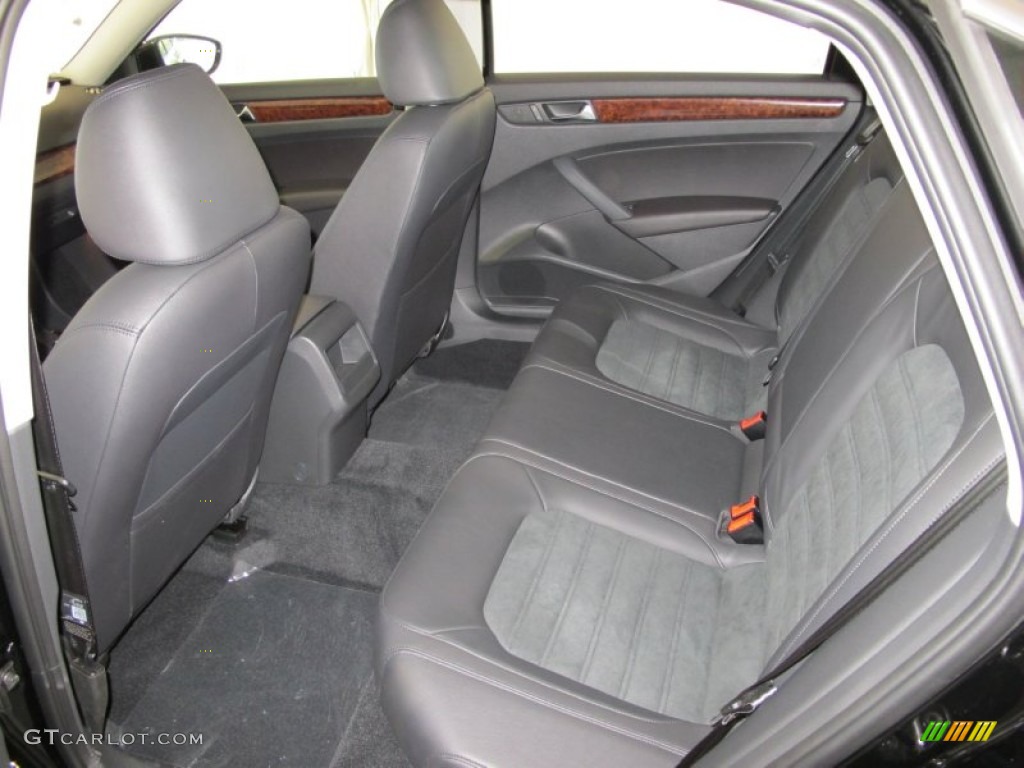Titan Black Interior 2012 Volkswagen Passat V6 SEL Photo #55524998