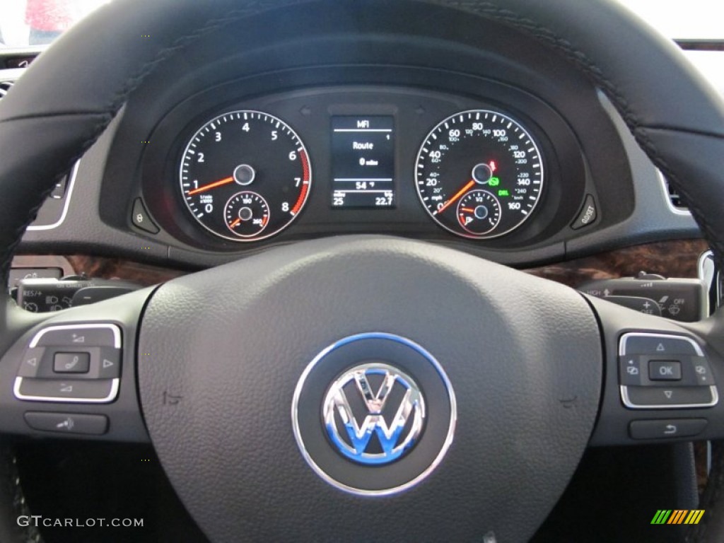 2012 Volkswagen Passat V6 SEL Titan Black Steering Wheel Photo #55525029