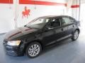 Black - Jetta SE Sedan Photo No. 1