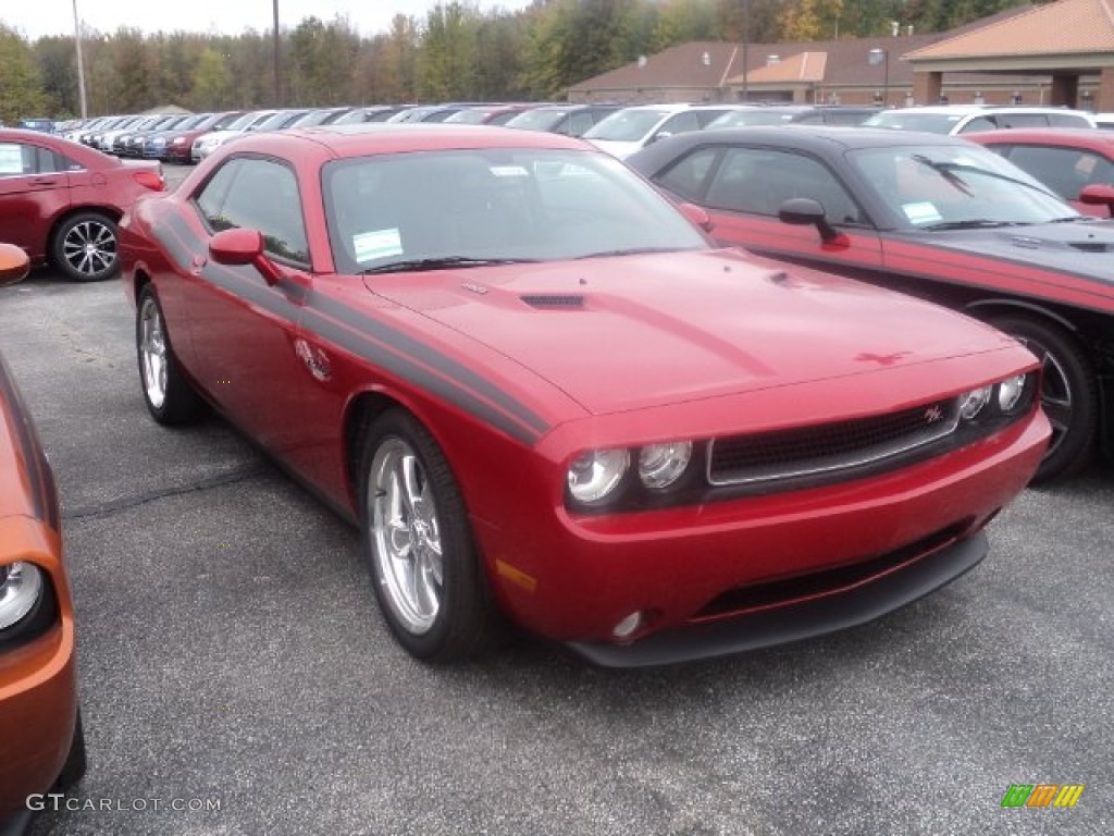 2012 Challenger R/T Classic - Redline 3 Coat Pearl / Dark Slate Gray photo #3