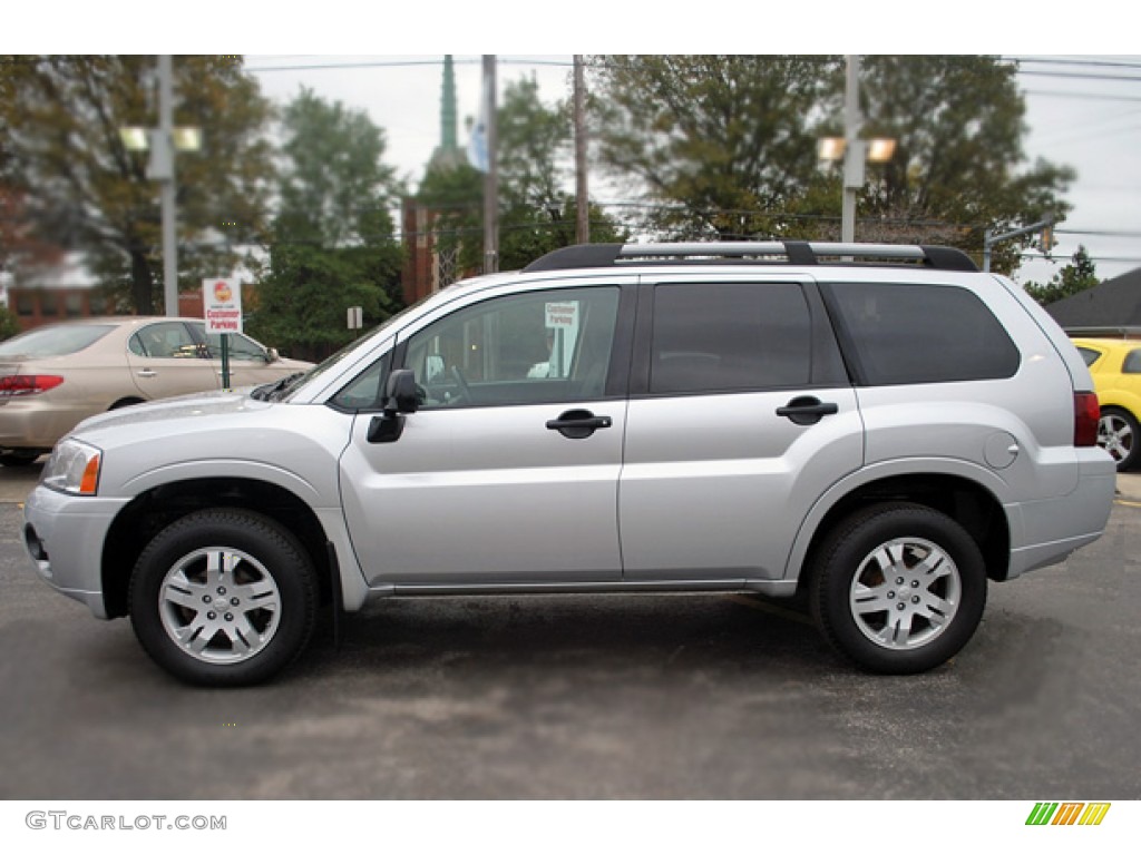 Liquid Silver Metallic 2007 Mitsubishi Endeavor LS Exterior Photo #55530228