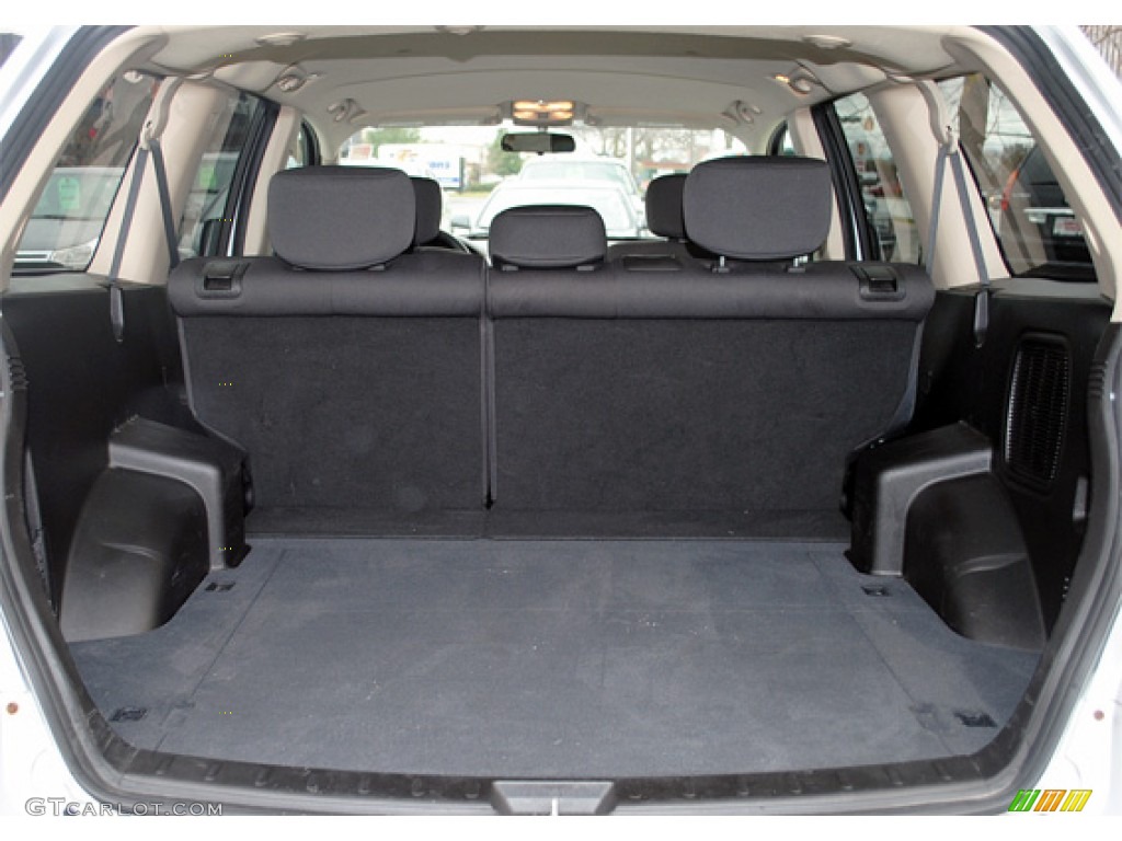 2007 Mitsubishi Endeavor LS Trunk Photo #55530416