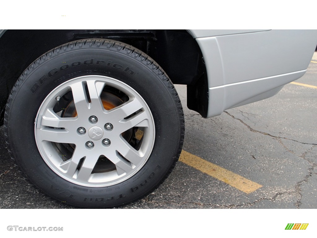 2007 Mitsubishi Endeavor LS Wheel Photo #55530452
