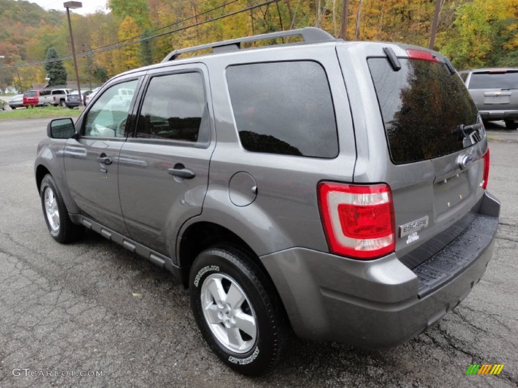 2009 Escape XLT 4WD - Sterling Grey Metallic / Charcoal photo #4