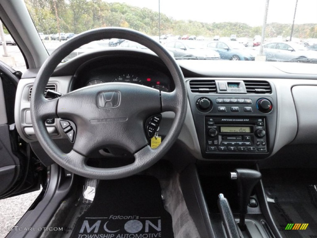 2002 Accord EX Sedan - Nighthawk Black Pearl / Quartz Gray photo #10