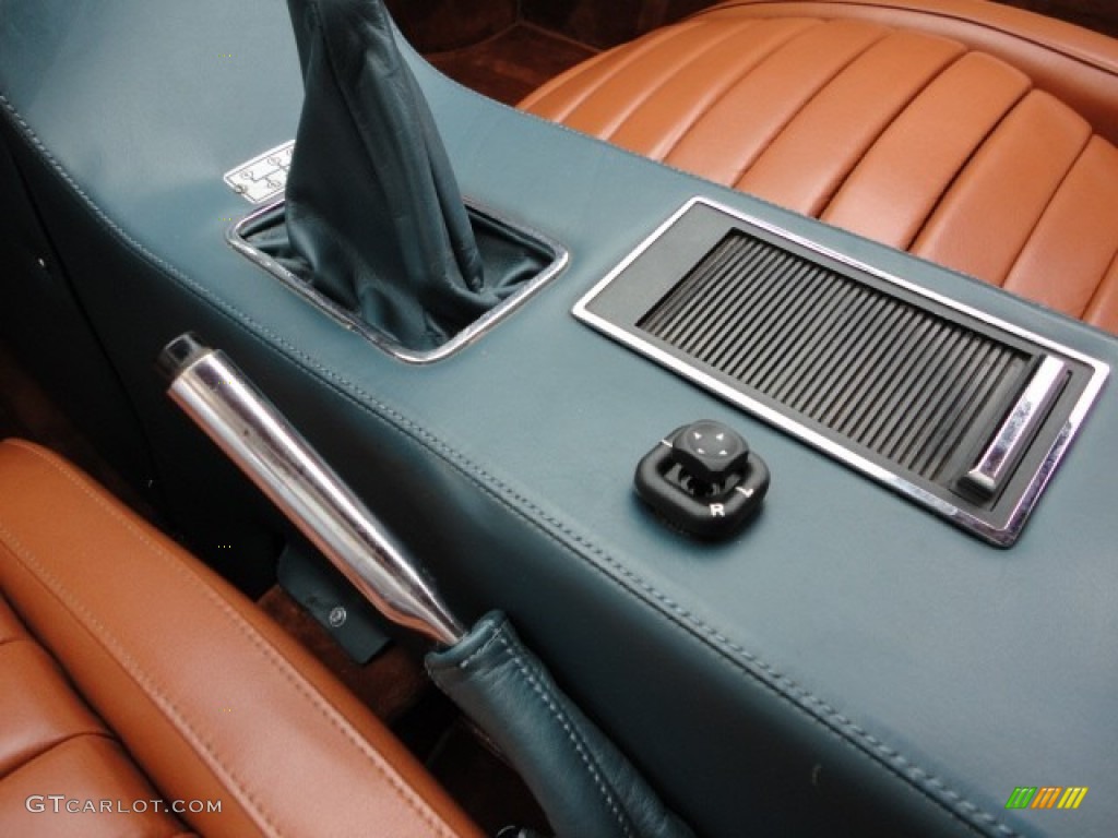 1974 Maserati Bora Gran Turismo Controls Photos