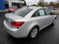 Silver Ice Metallic - Cruze LS Photo No. 7