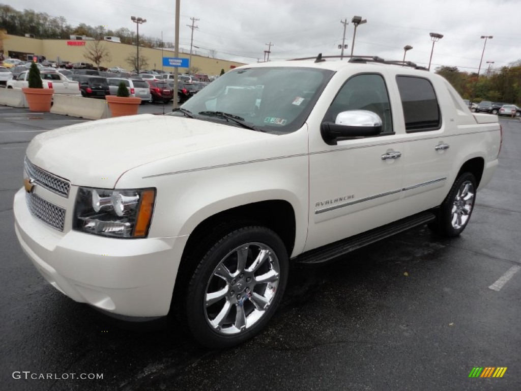 White Diamond Tricoat 2012 Chevrolet Avalanche LTZ 4x4 Exterior Photo #55533125