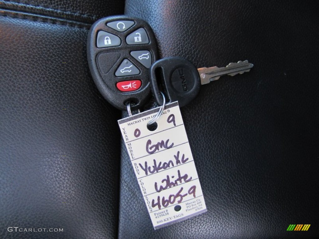 2009 GMC Yukon XL SLT 4x4 Keys Photo #55533164