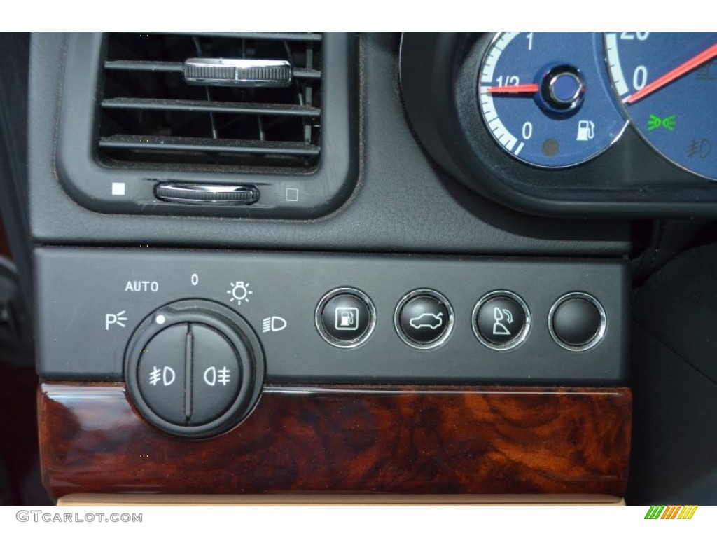 2006 Maserati Quattroporte Executive GT Controls Photo #55533626