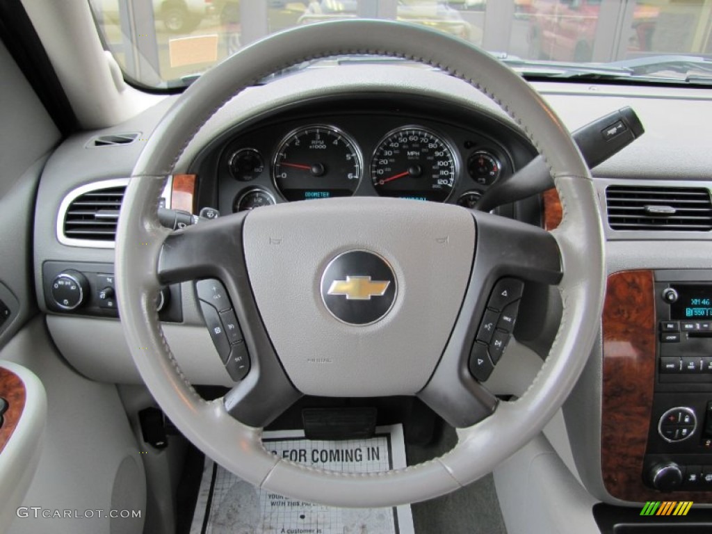 2007 Chevrolet Silverado 1500 LTZ Crew Cab 4x4 Light Titanium/Dark Titanium Gray Steering Wheel Photo #55534202