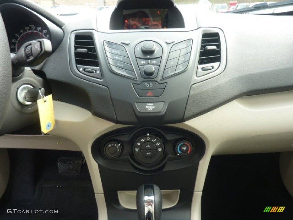 2012 Ford Fiesta S Sedan Controls Photo #55538532