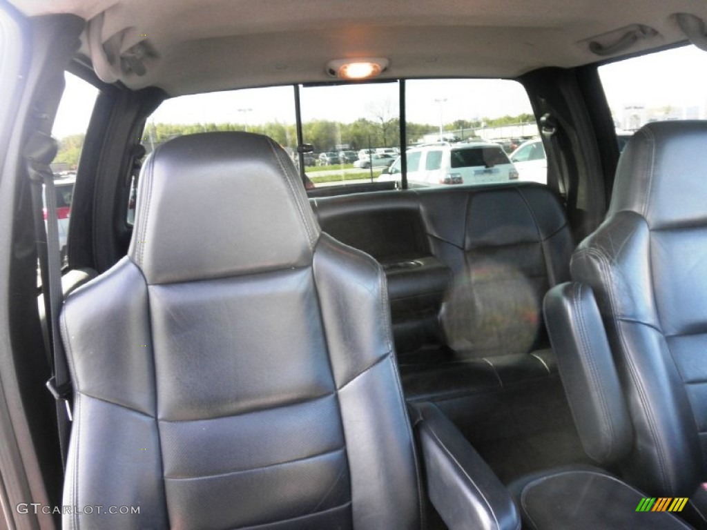 2003 F250 Super Duty XLT Crew Cab 4x4 - Black / Black photo #24