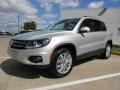 White Gold Metallic - Tiguan SE Photo No. 3