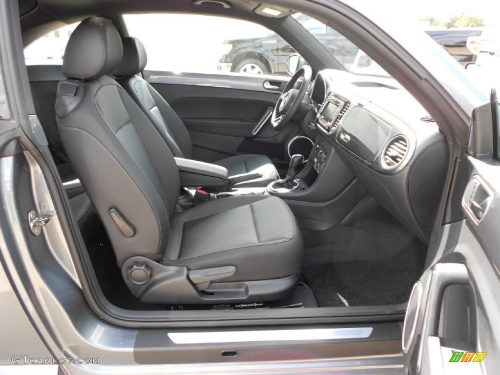 Titan Black Interior 2012 Volkswagen Beetle 2.5L Photo #55543026