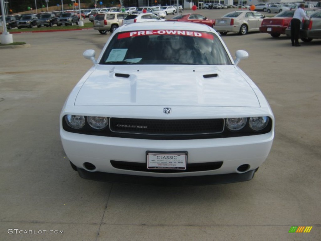 2010 Challenger SE - Stone White / Dark Slate Gray photo #8