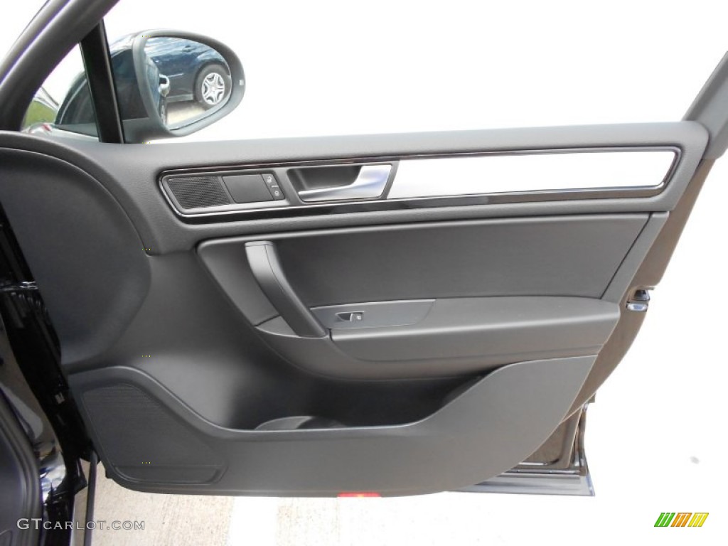 2012 Volkswagen Touareg TDI Sport 4XMotion Black Anthracite Door Panel Photo #55544433