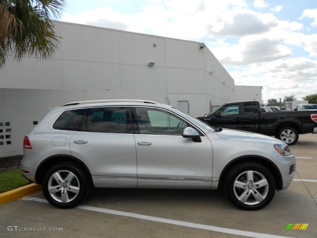 Cool Silver Metallic 2012 Volkswagen Touareg TDI Lux 4XMotion Exterior Photo #55544606