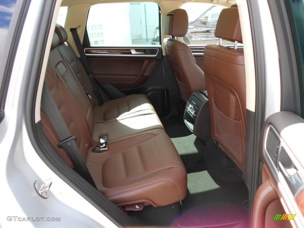 Saddle Brown Interior 2012 Volkswagen Touareg TDI Lux 4XMotion Photo #55544661