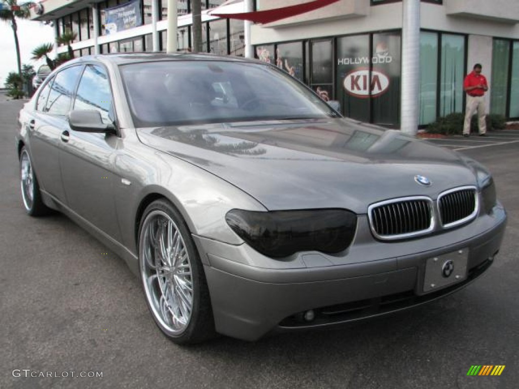 Sterling Grey Metallic BMW 7 Series