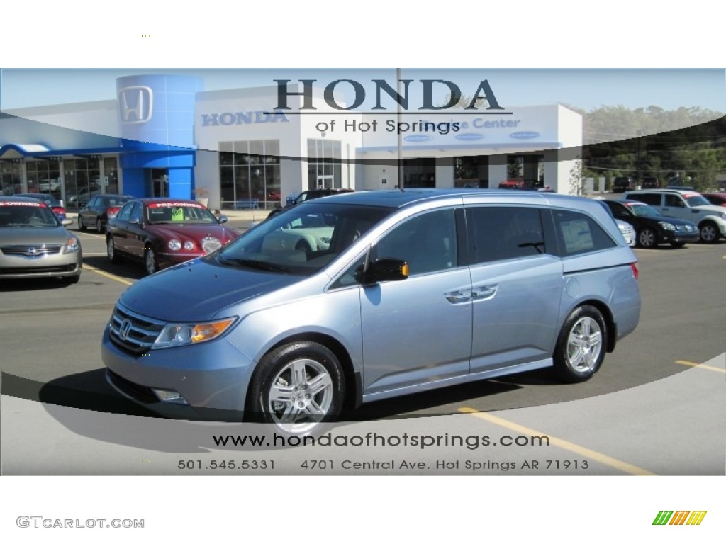 Celestial Blue Metallic Honda Odyssey