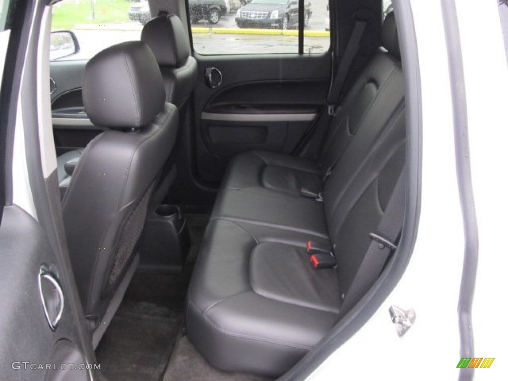 2011 HHR LT - Arctic Ice White / Ebony photo #21