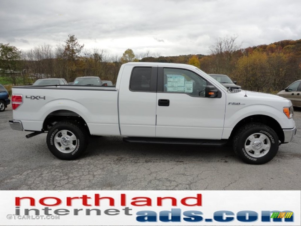 2011 F150 XLT SuperCab 4x4 - Oxford White / Steel Gray photo #1