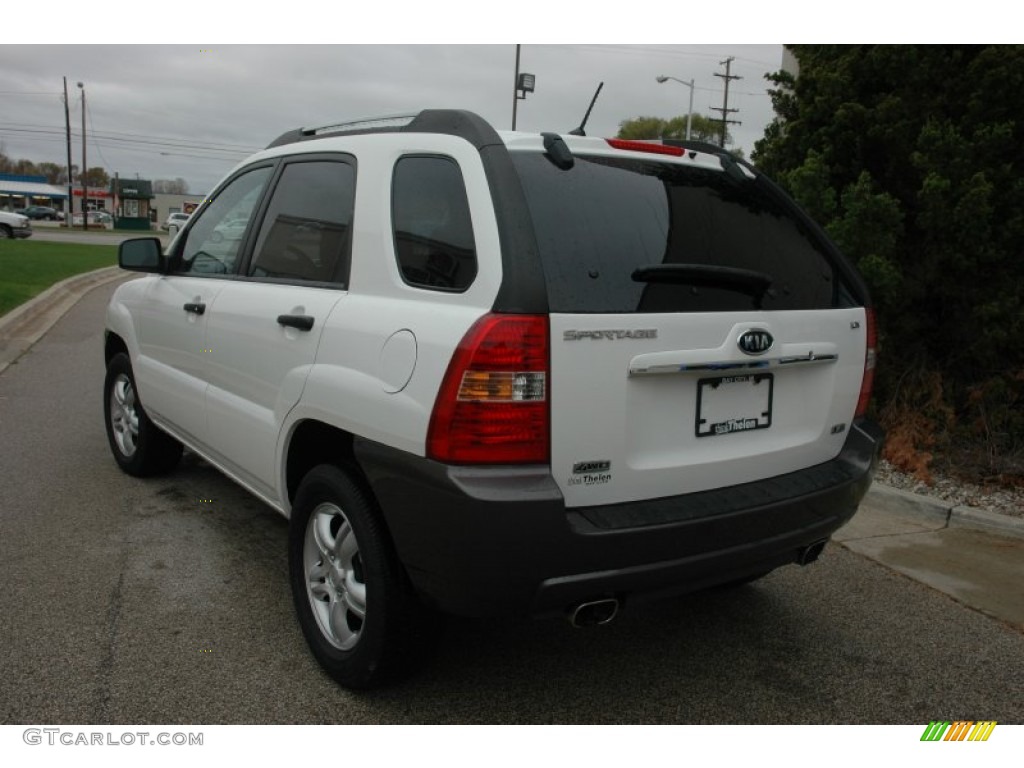 2008 Sportage LX V6 4x4 - Clear White / Black photo #6