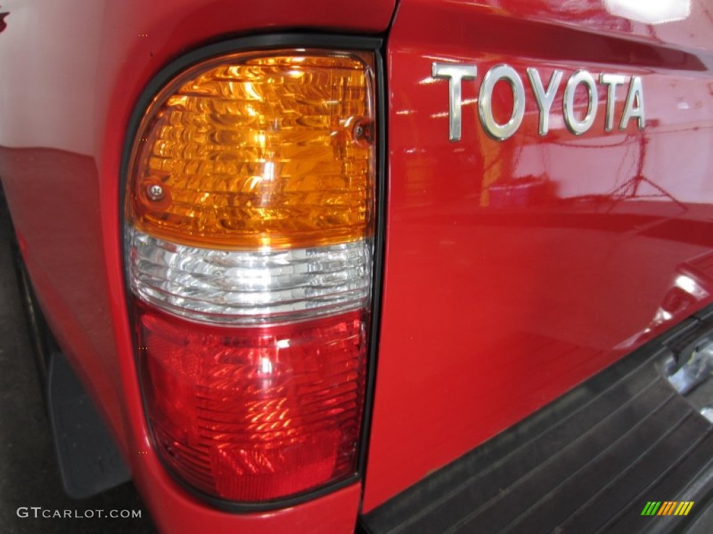 2004 Tacoma SR5 Xtracab - Radiant Red / Oak photo #13