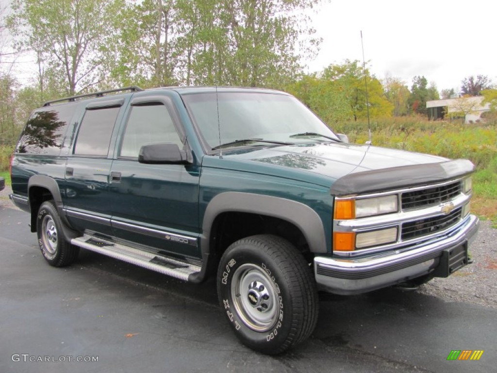 Forest Green Metallic 1995 Chevrolet Suburban K2500 4x4 Exterior Photo #55555695