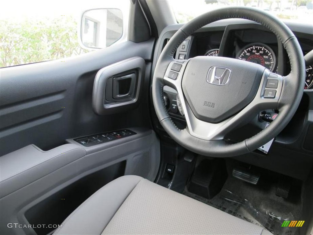 2011 Ridgeline RTL - White / Gray photo #5