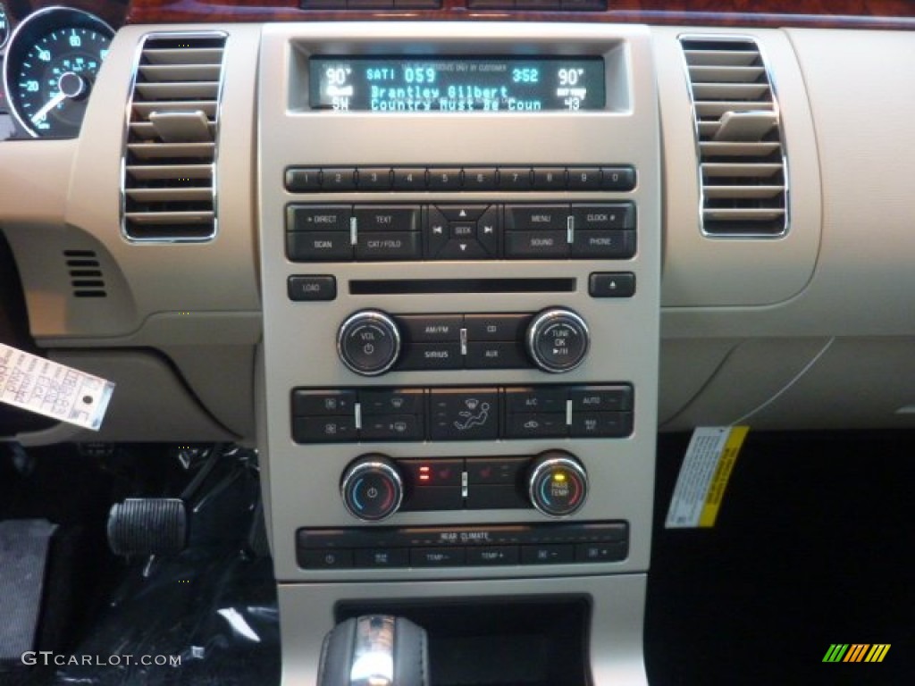 2012 Ford Flex Limited AWD Controls Photo #55557939