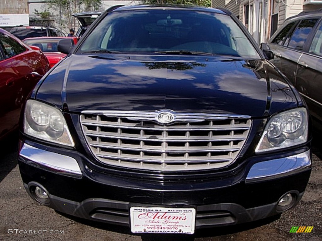 2004 Pacifica AWD - Brilliant Black Crystal Pearl / Dark Slate Gray photo #6