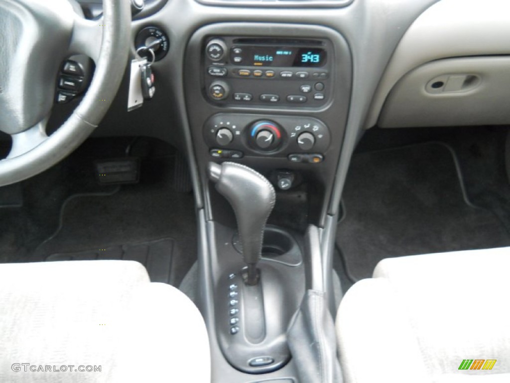 2001 Alero GL Coupe - Bright Red / Pewter photo #5