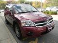 Ultra Red Pearl - Endeavor SE AWD Photo No. 5