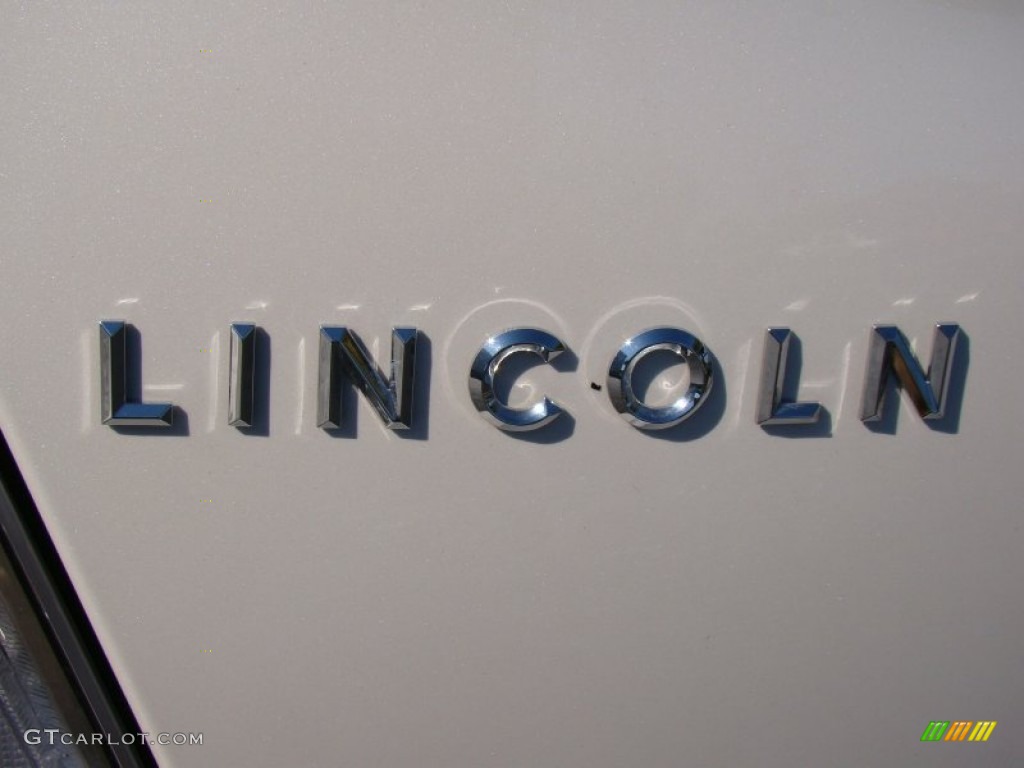 2011 Lincoln MKS FWD Marks and Logos Photo #55564938